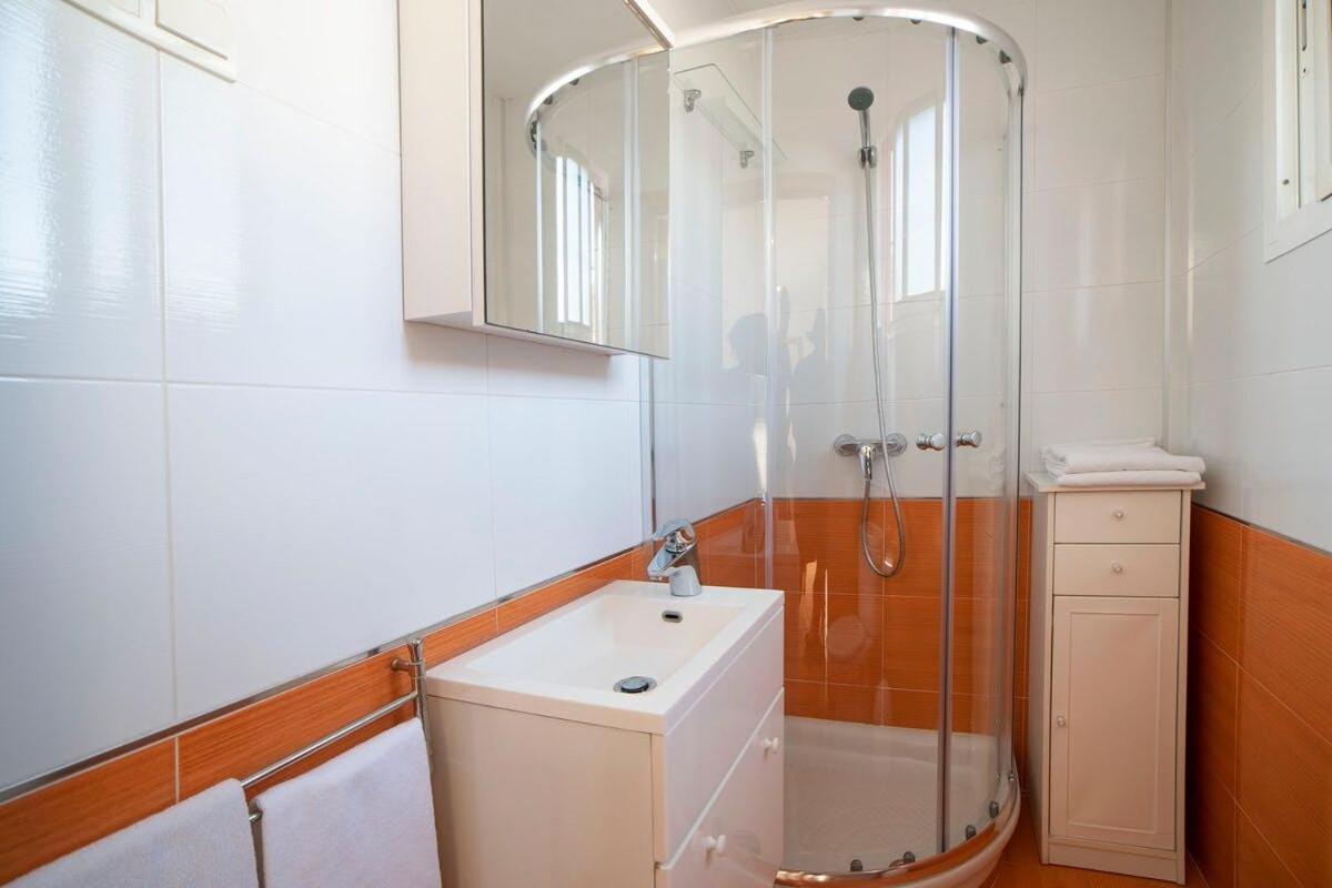 Bonito Apartamento Con Terraza - Pedregalejo Playa Malaga Zewnętrze zdjęcie